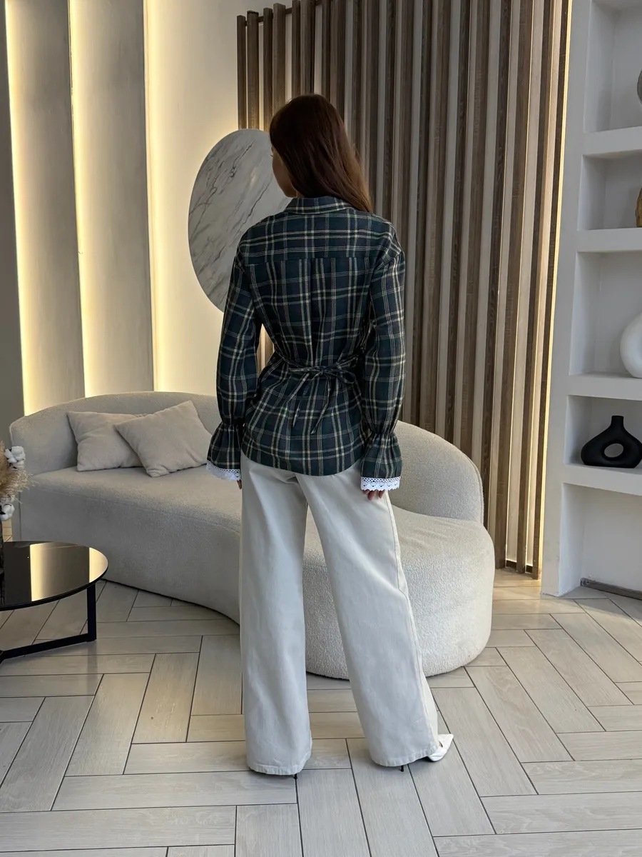 Women's Loose Long Sleeve Button-Up Shirt with Chest Pocket