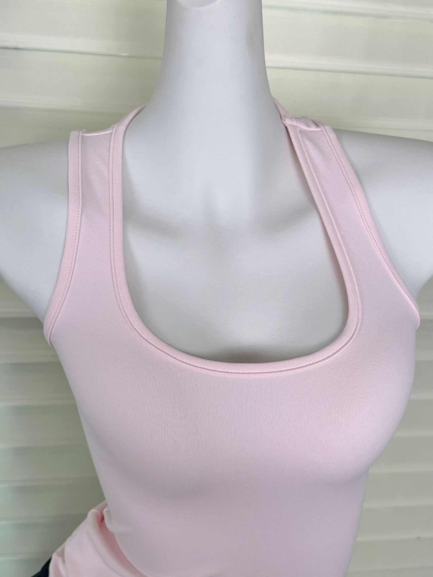 Women's Solid Color Slim Fit Racerback Tank Top