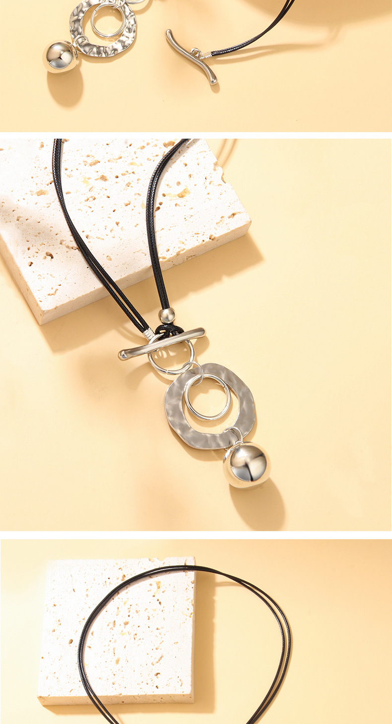 Minimalist Round Pendant Alloy Necklace Geometric Fashion Jewelry for Men and Women