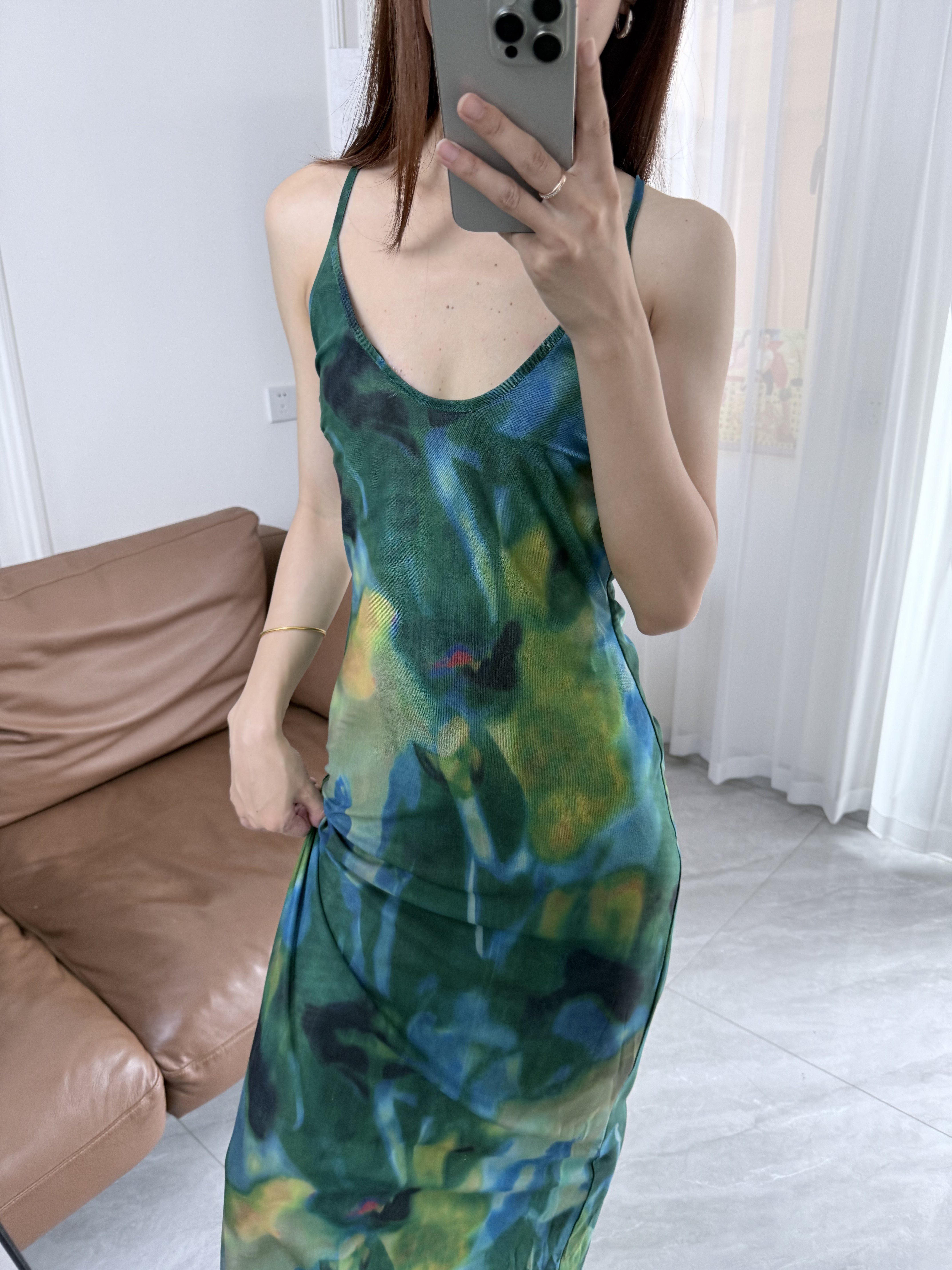 Women's Abstract Print U-Neck Backless Fishtail Hem Dress