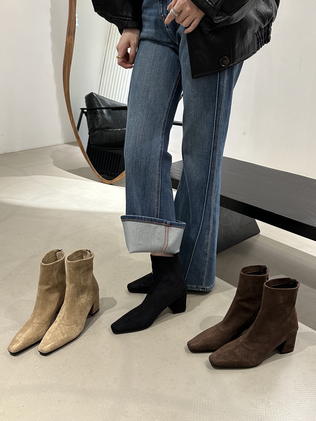 Women Suede Square Toe Thick Heel Back Zipper Short Boots
