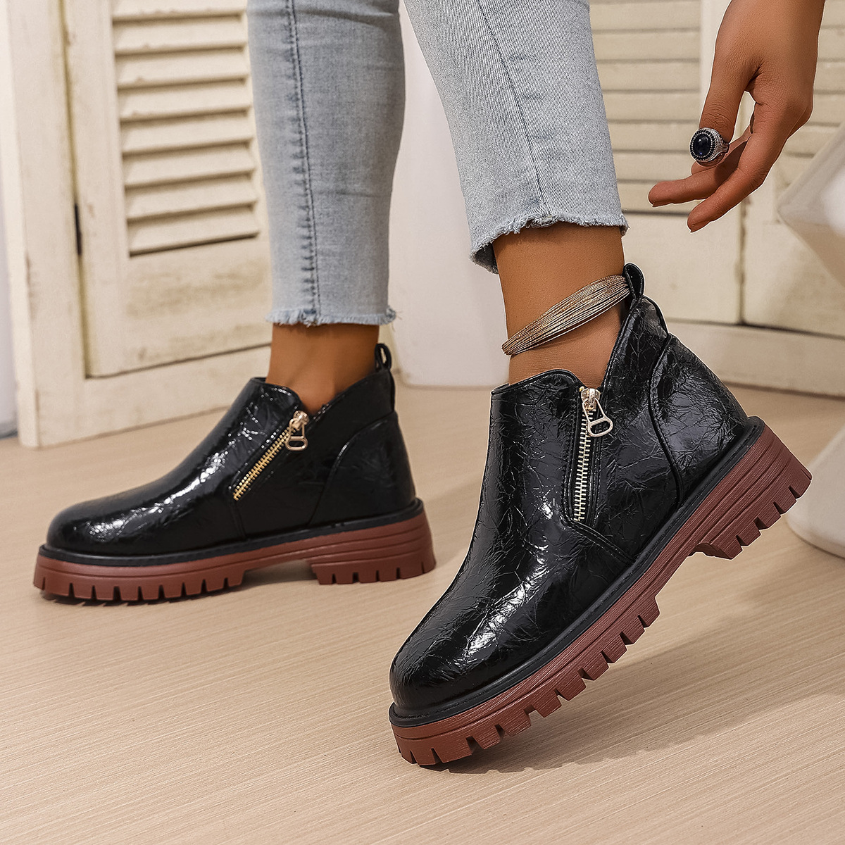Women's Round Toe Side Zipper Square Heel Synthetic Leather Short Boots