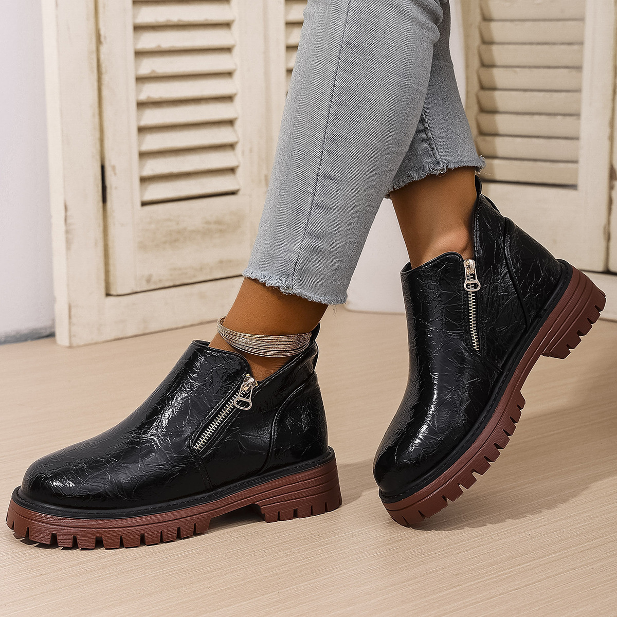 Women's Round Toe Side Zipper Square Heel Synthetic Leather Short Boots