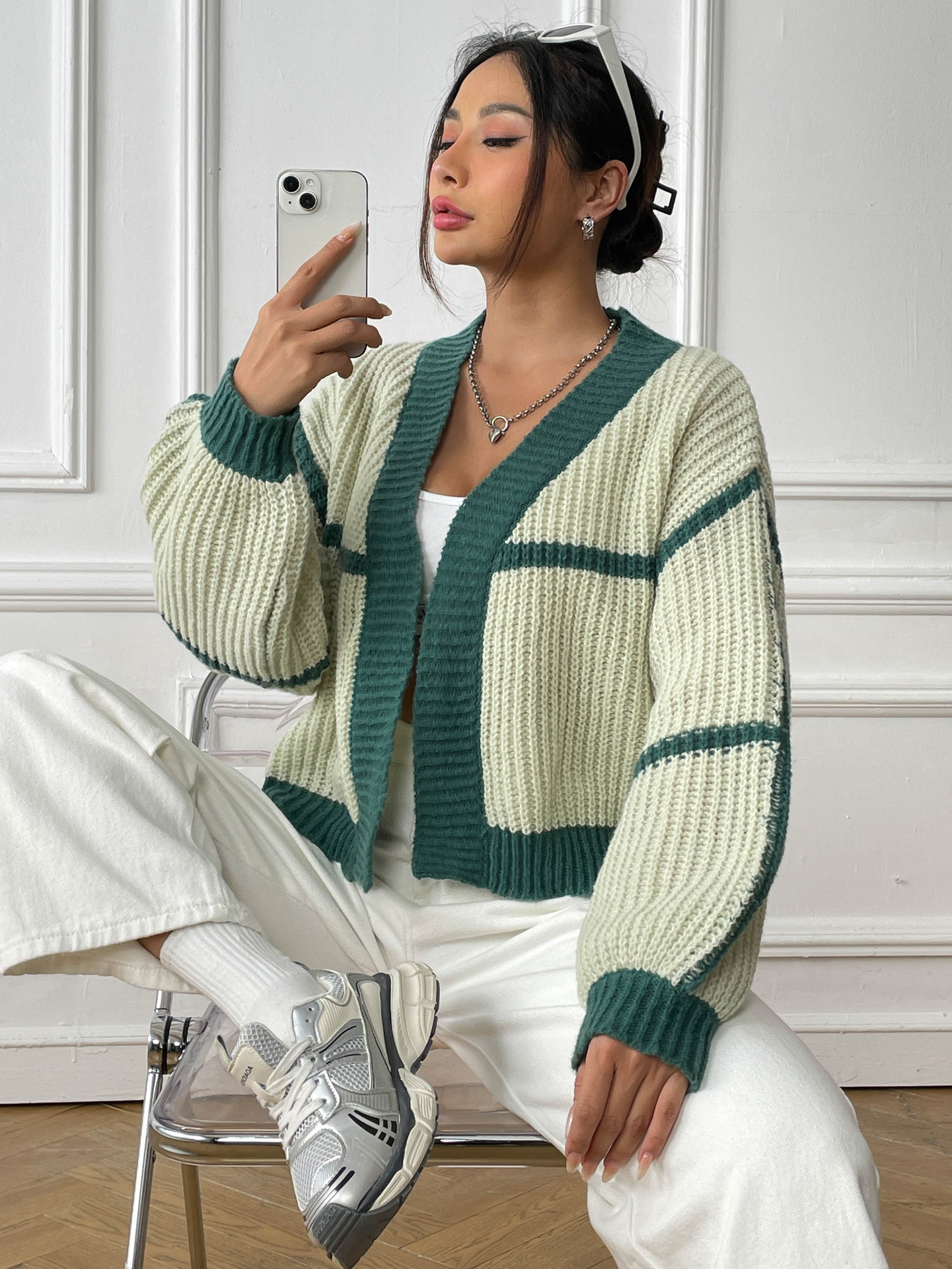 Women's Loose Color-Block Knit Cardigan with Lantern Sleeves