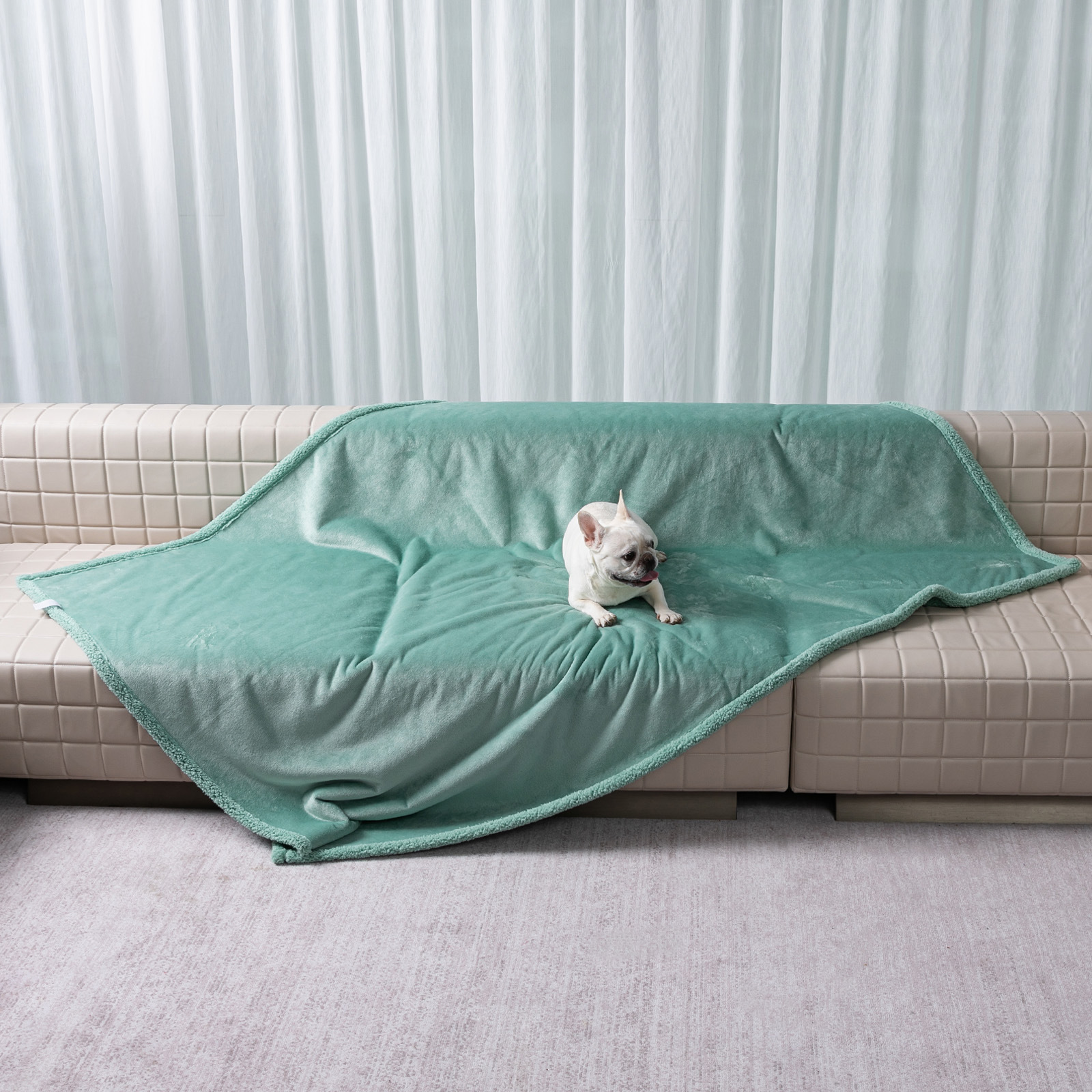 Reversible Flannel and Sherpa Pet Blanket with Lining Layer