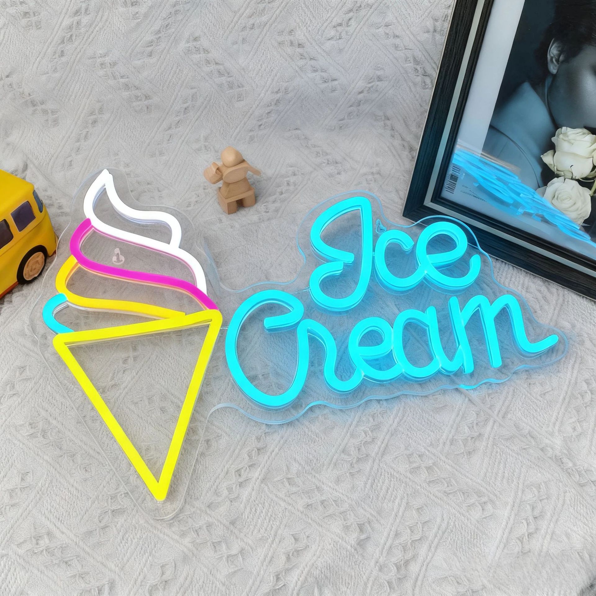 Ice Cream LED Neon Sign with Heart, Dimmable USB, 42 x 32 cm
