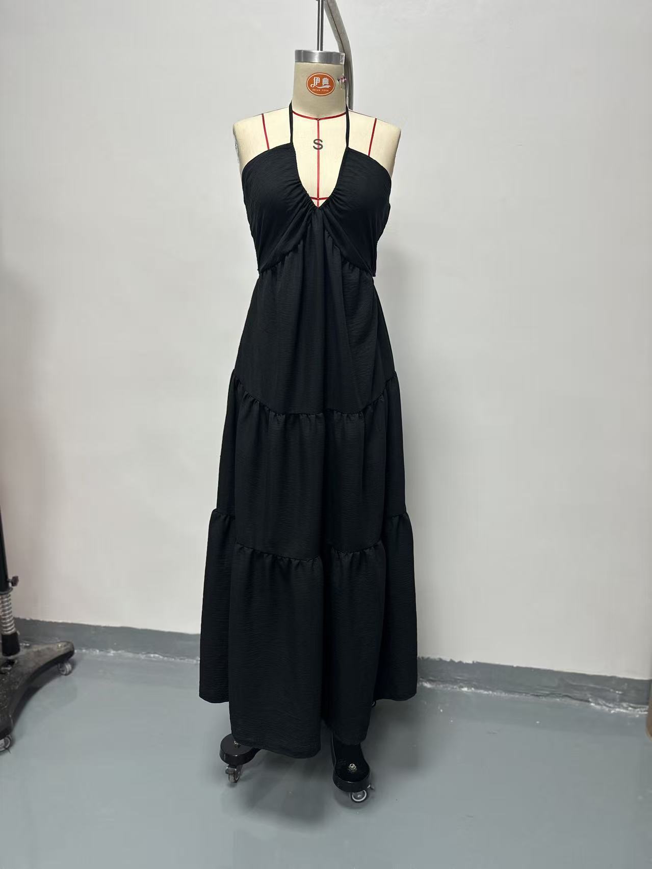 Women's Deep V-Neck Sleeveless A-Line Maxi Dress
