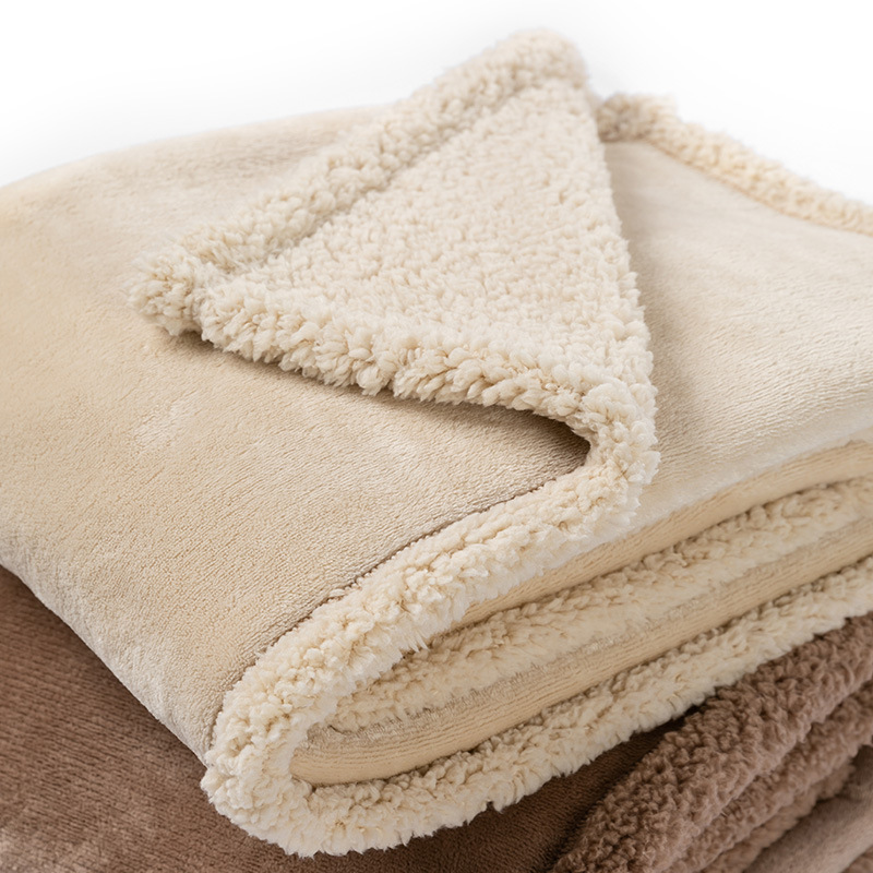 Reversible Flannel and Sherpa Pet Blanket with Lining Layer
