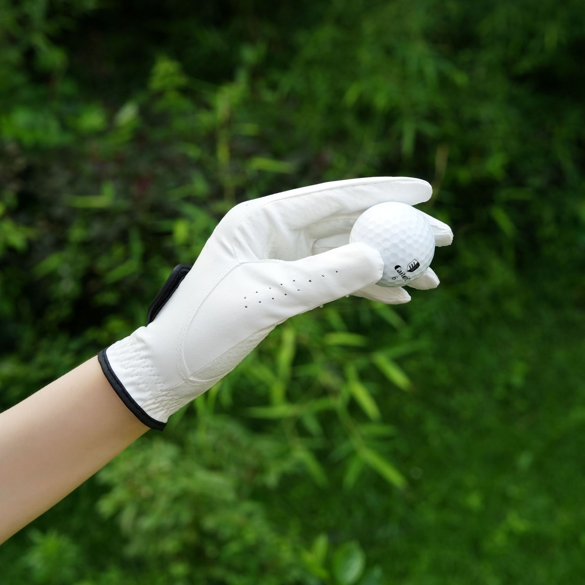 Golf Gloves lightweight breathable wear-resistant non-slip