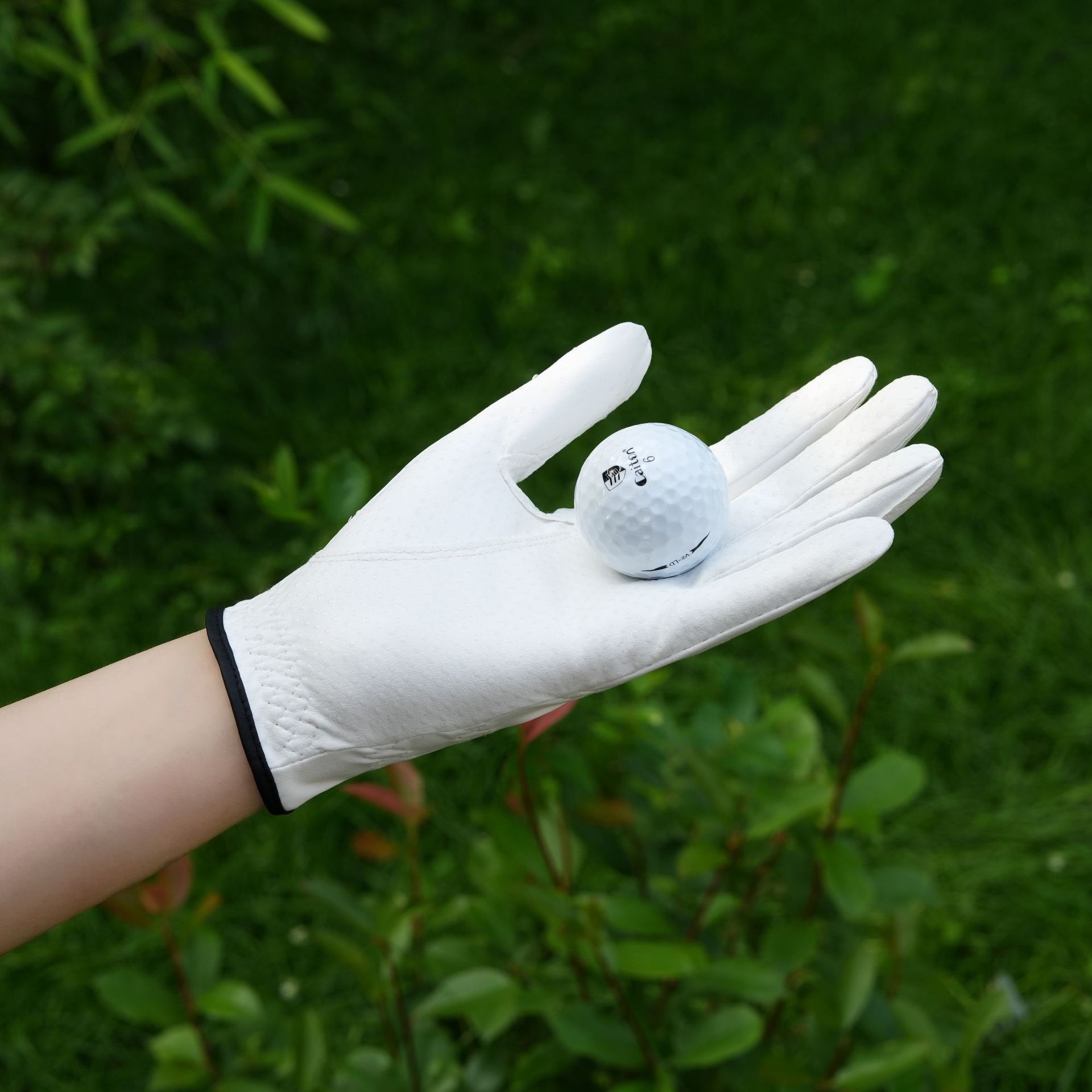 Golf Gloves lightweight breathable wear-resistant non-slip