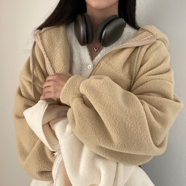 Women's Faux Lamb Fur Hooded Zip-Up Jacket