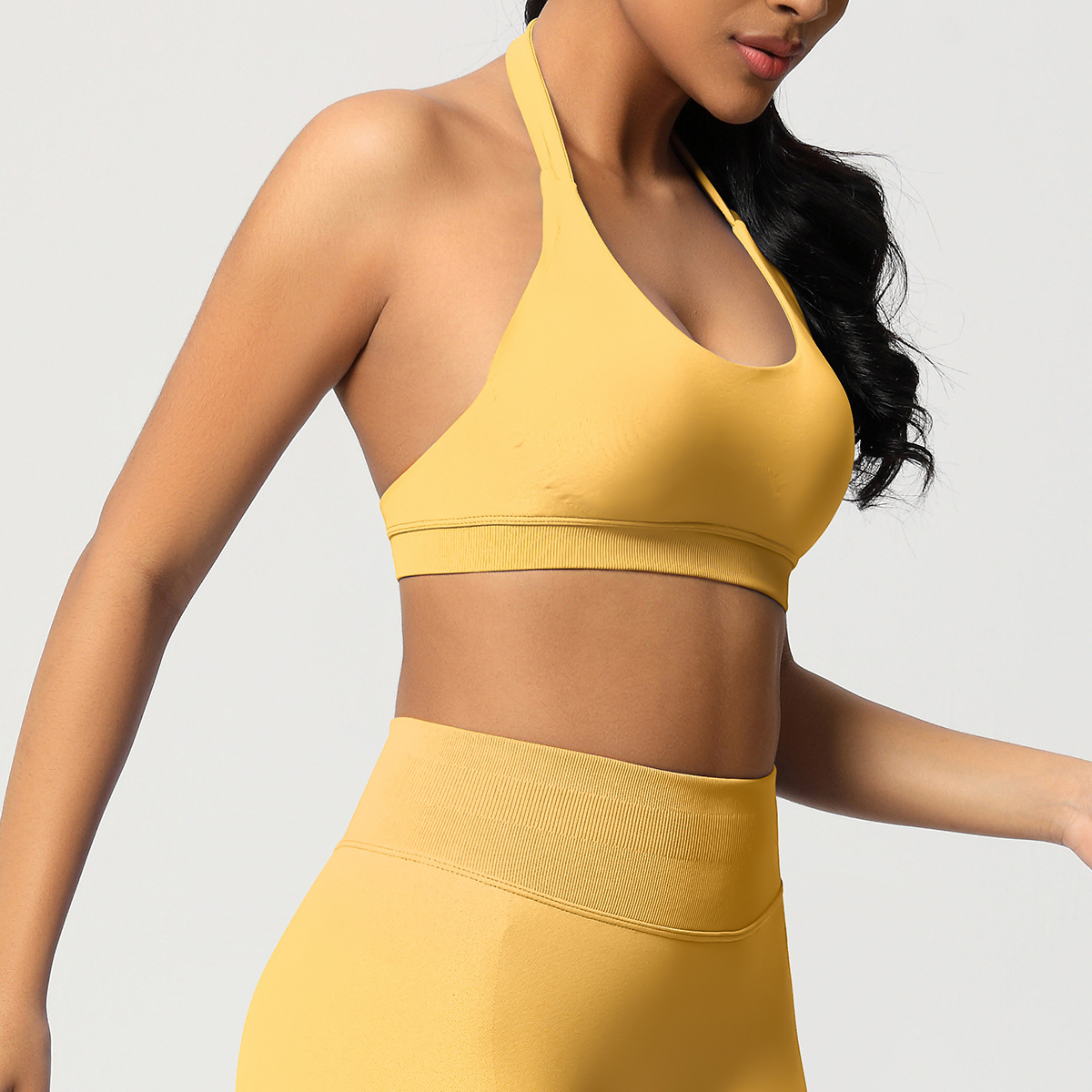Women's Seamless Sports Bra and Leggings Set