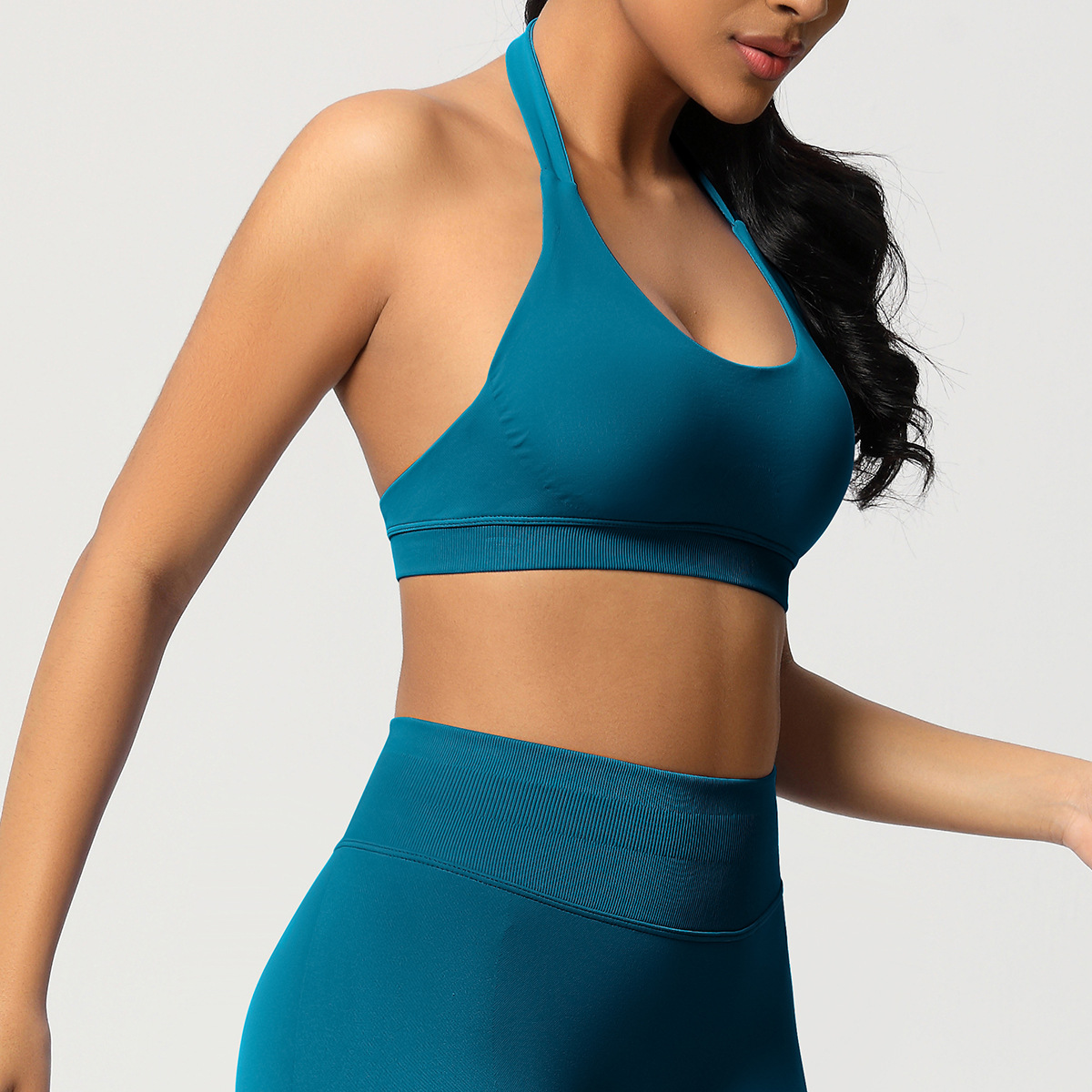 Women's Seamless Bandeau Sports Bra and Leggings Set