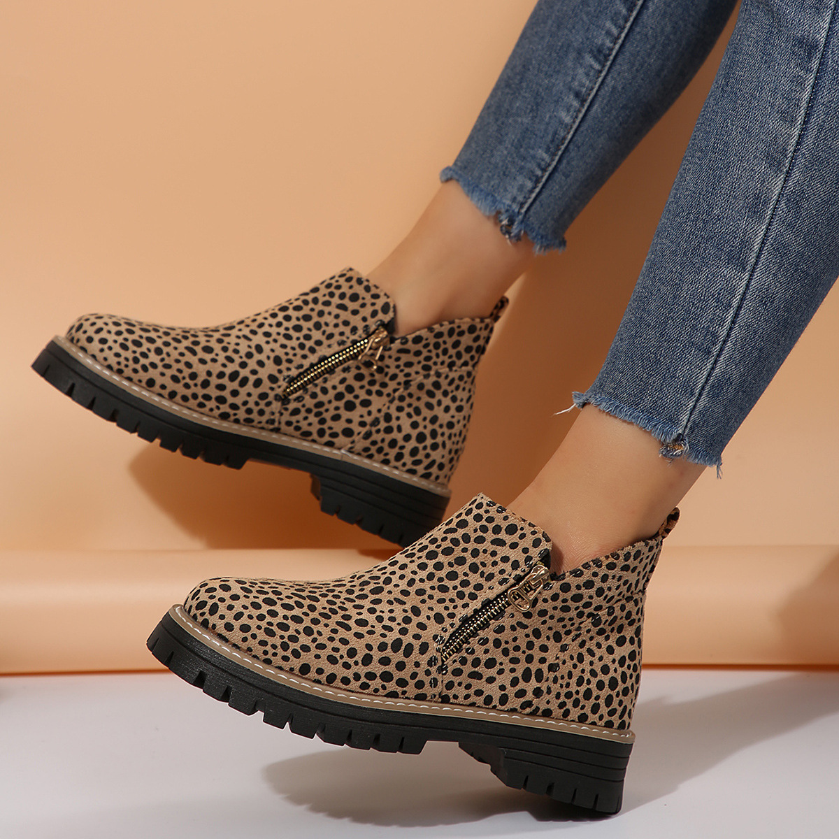 Women's Round Toe Side Zipper Square Heel Synthetic Leather Short Boots
