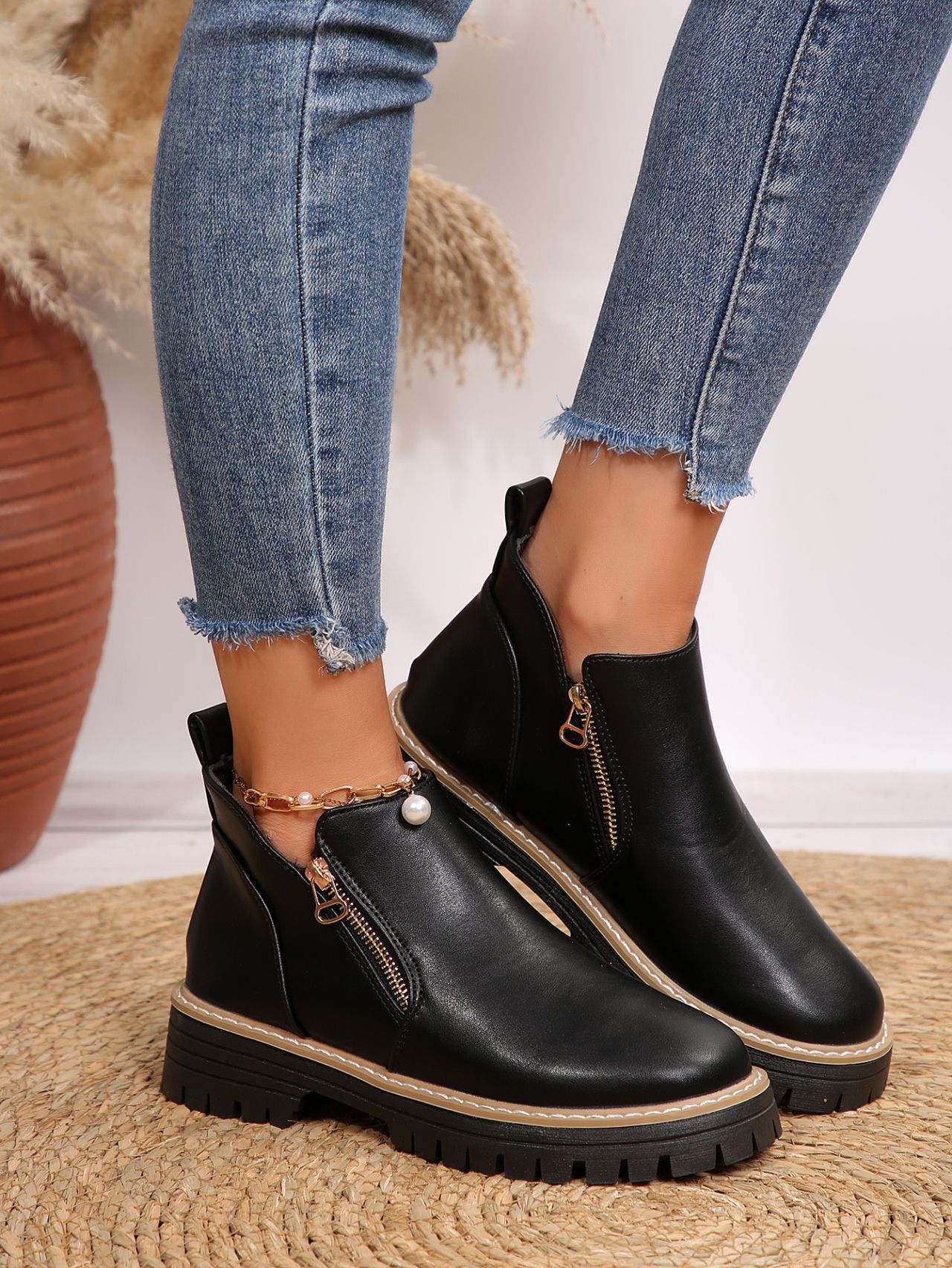 Women's Round Toe Side Zipper Square Heel Synthetic Leather Short Boots