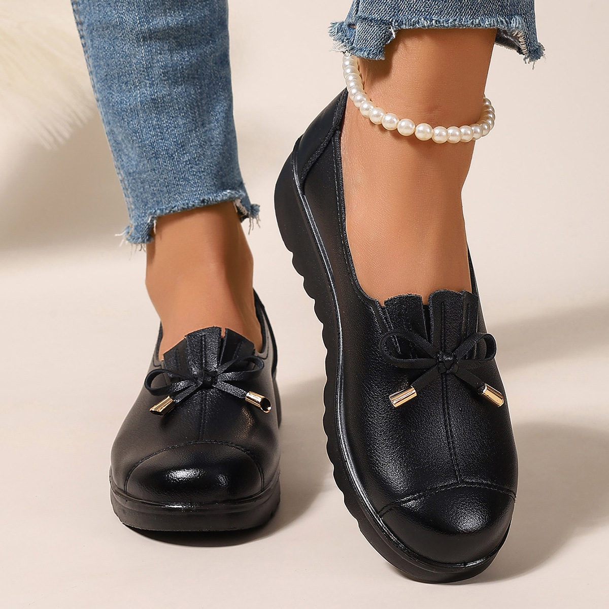 Women's Casual Microfiber Flat Slip-On Walking Shoes
