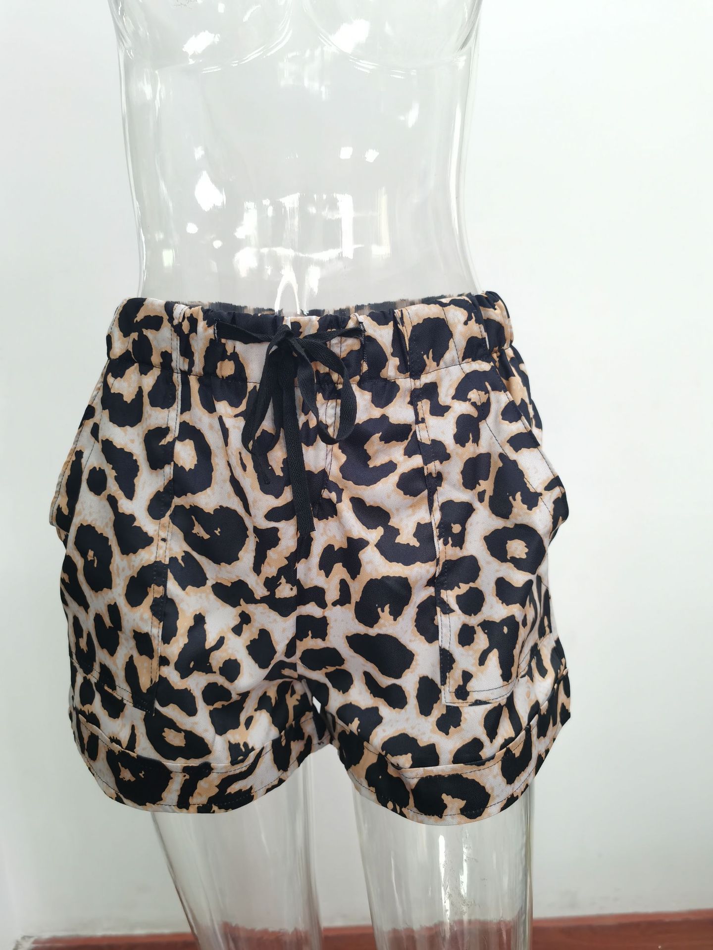 Women's High Waist Drawstring Wide Leg Woven Shorts