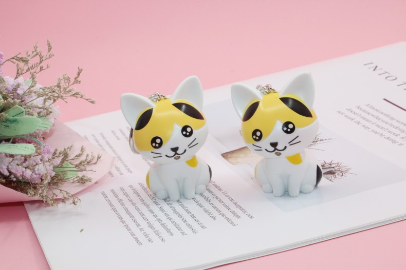 LED Sound Light-Up Kitten Keychain Pendant
