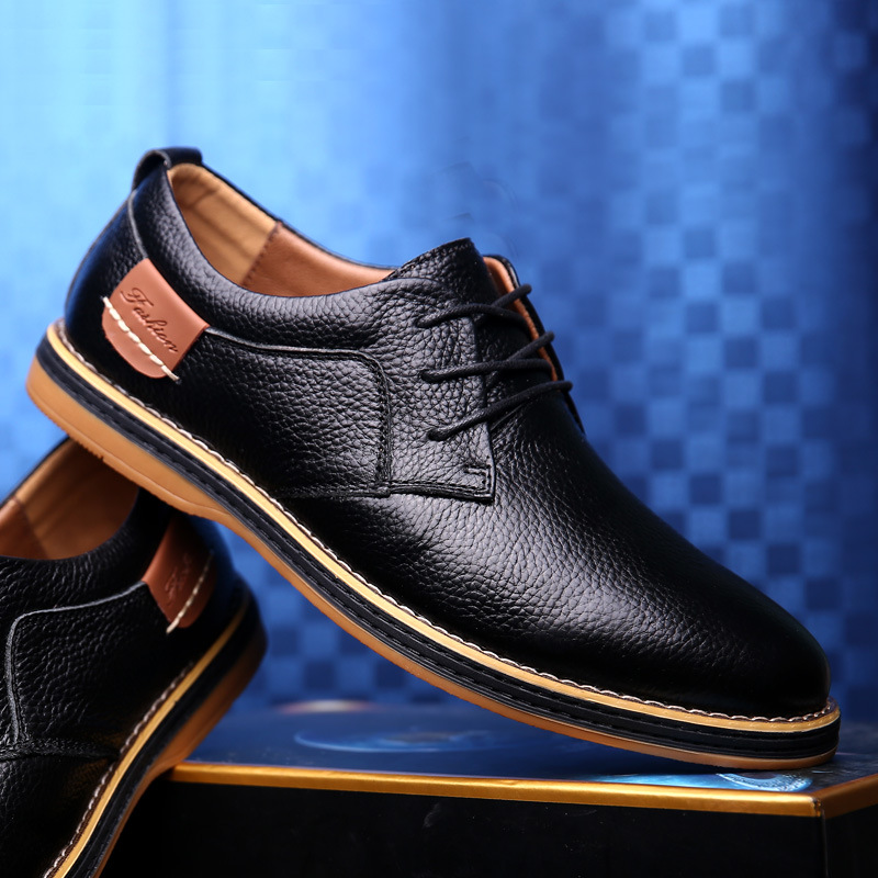 2024 Foreign Trade Men's Leather Shoes Cross-border Large Size Leather Shoes Fashion Business Casual Handmade Stitch Chelsea Men's Leather Shoes