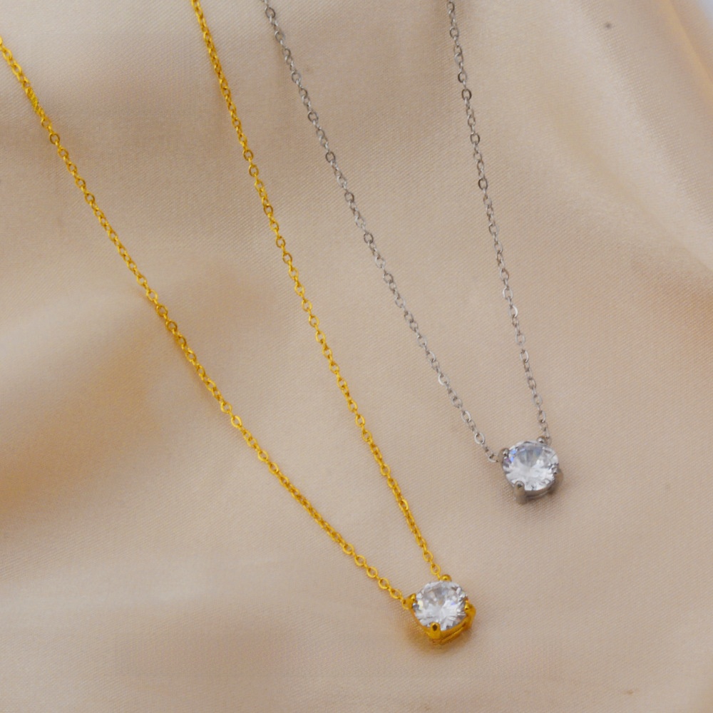 316L Titanium Steel Four-Prong Zircon Pendant Necklace Women's Non-Fading Clavicle Chain Jewelry