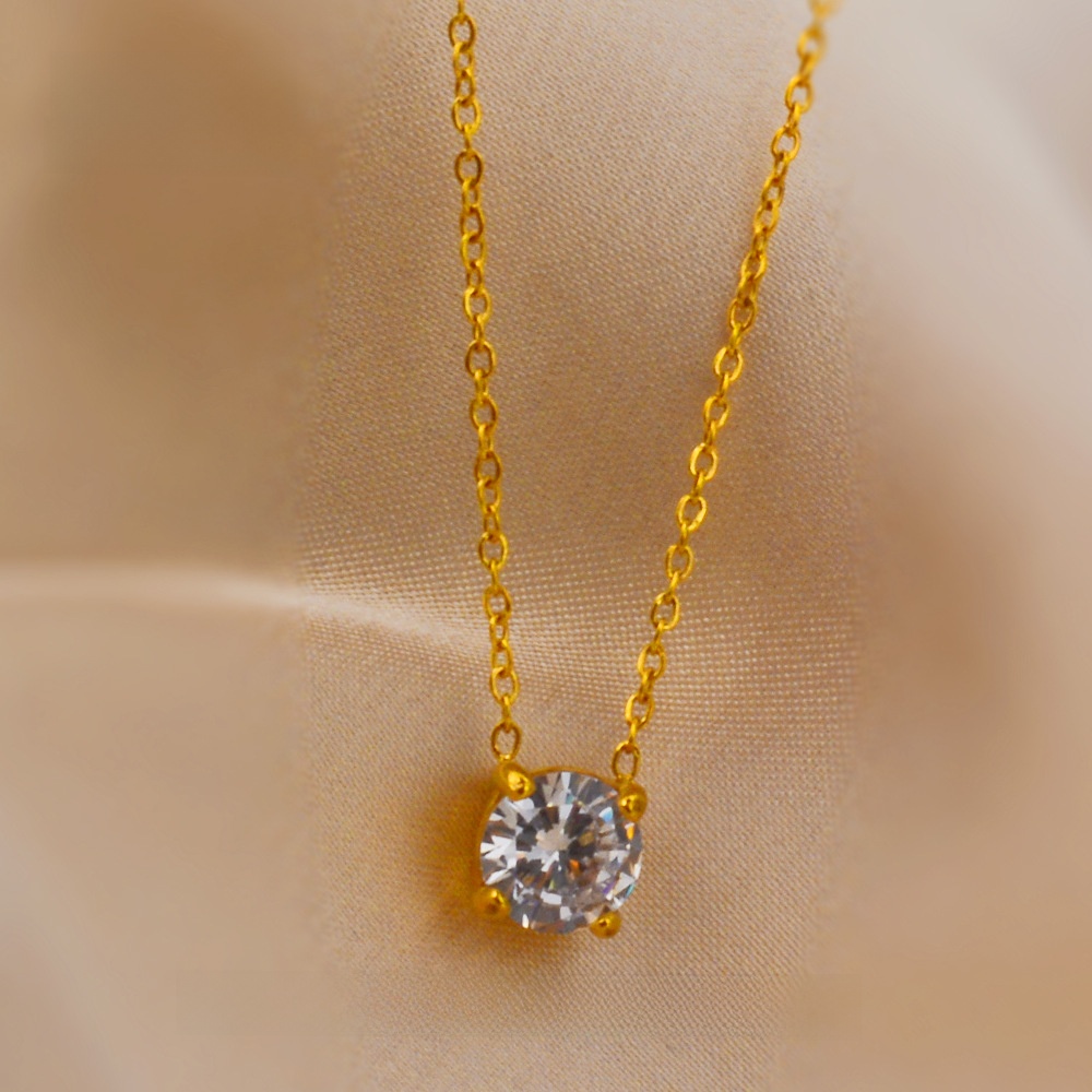 316L Titanium Steel Four-Prong Zircon Pendant Necklace Women's Non-Fading Clavicle Chain Jewelry