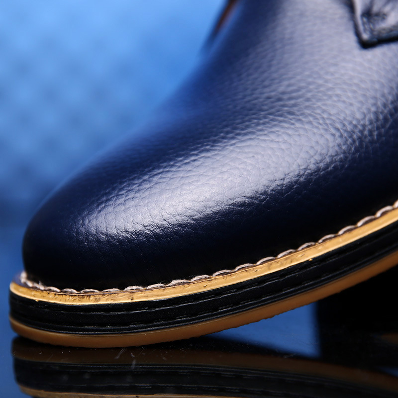2024 Foreign Trade Men's Leather Shoes Cross-border Large Size Leather Shoes Fashion Business Casual Handmade Stitch Chelsea Men's Leather Shoes