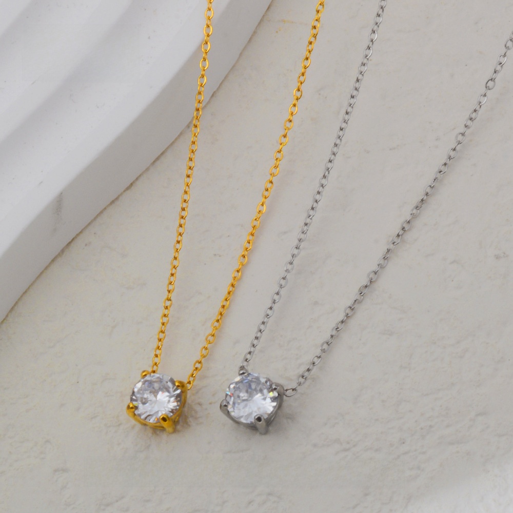316L Titanium Steel Four-Prong Zircon Pendant Necklace Women's Non-Fading Clavicle Chain Jewelry