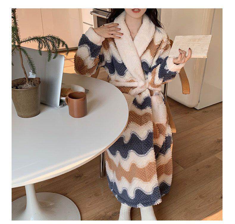 Women's Thickened Coral Fleece Long Robe with Cartoon Pattern Autumn Winter Cozy Nightgown