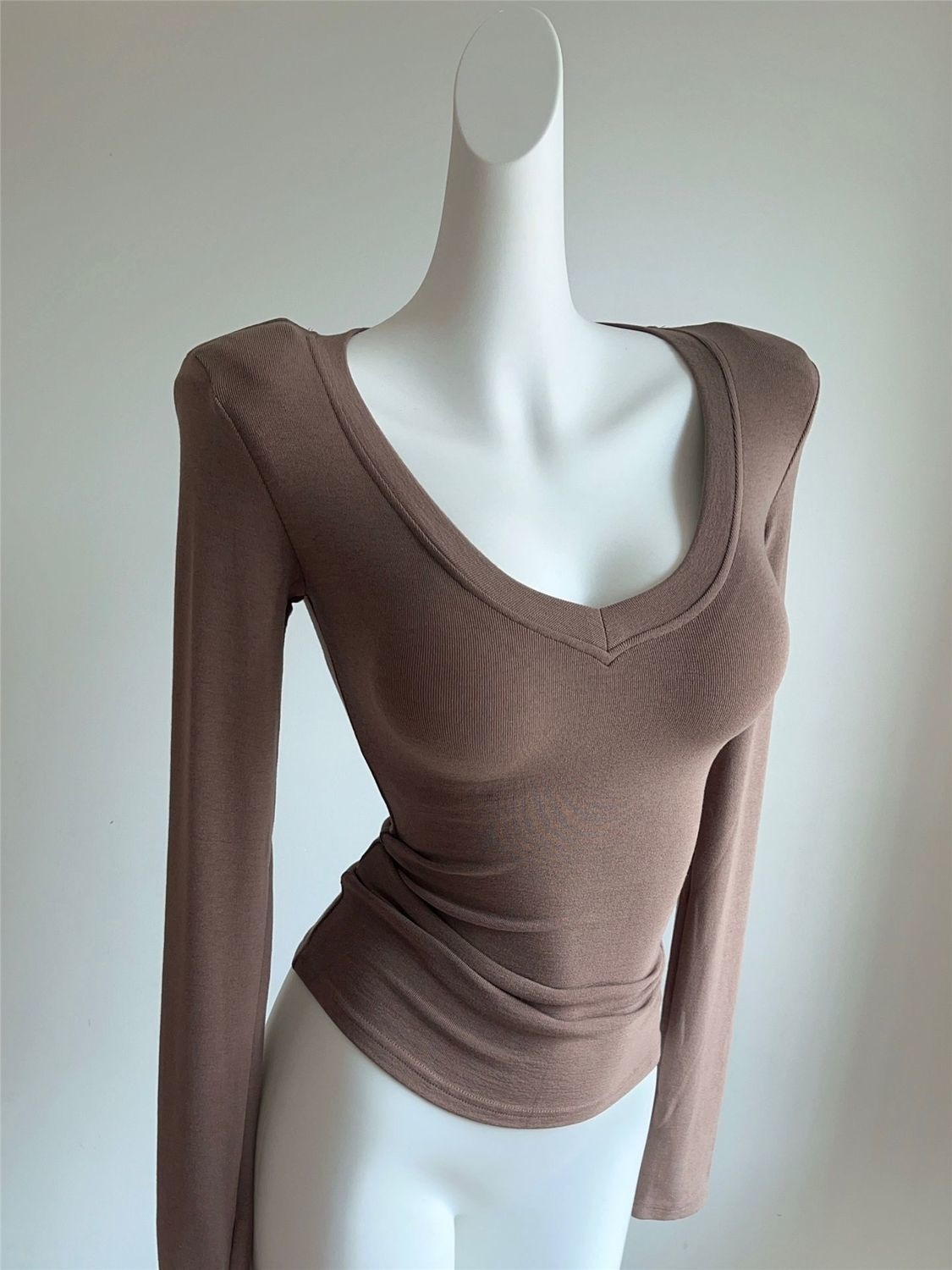 Womens Right Angle Shoulder V Neck Slim Fit Long Sleeve T Shirt