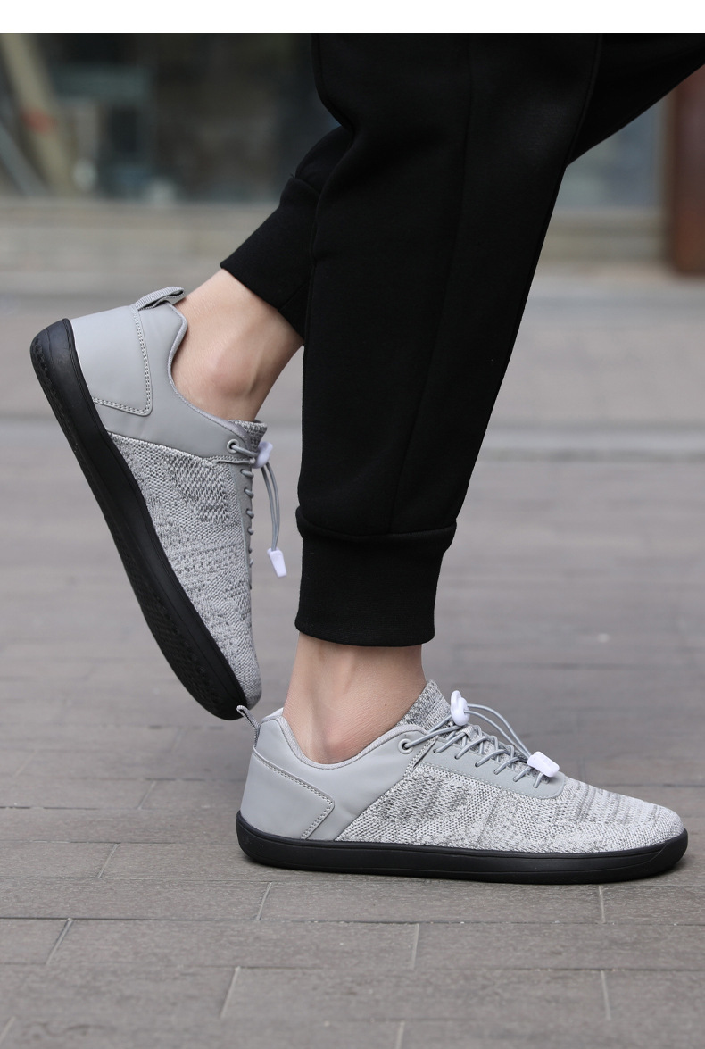 Men's Wide Toe Breathable Flyknit Hiking Sneakers