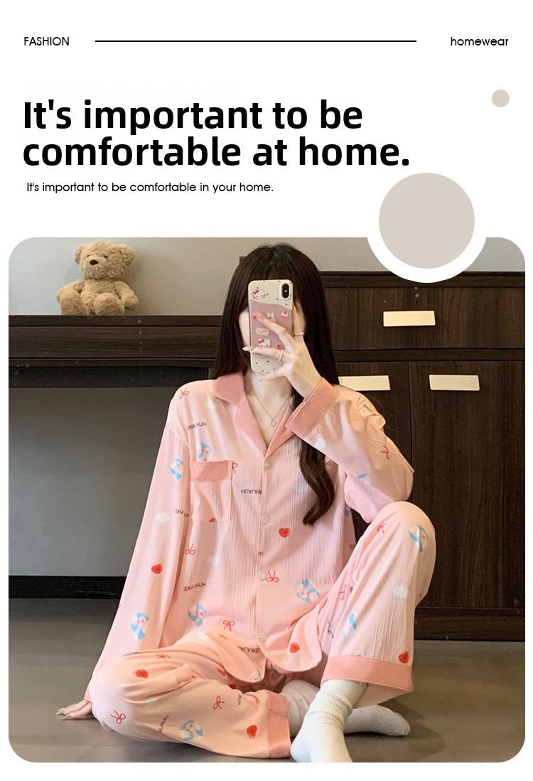 Cute girl?s casual loungewear