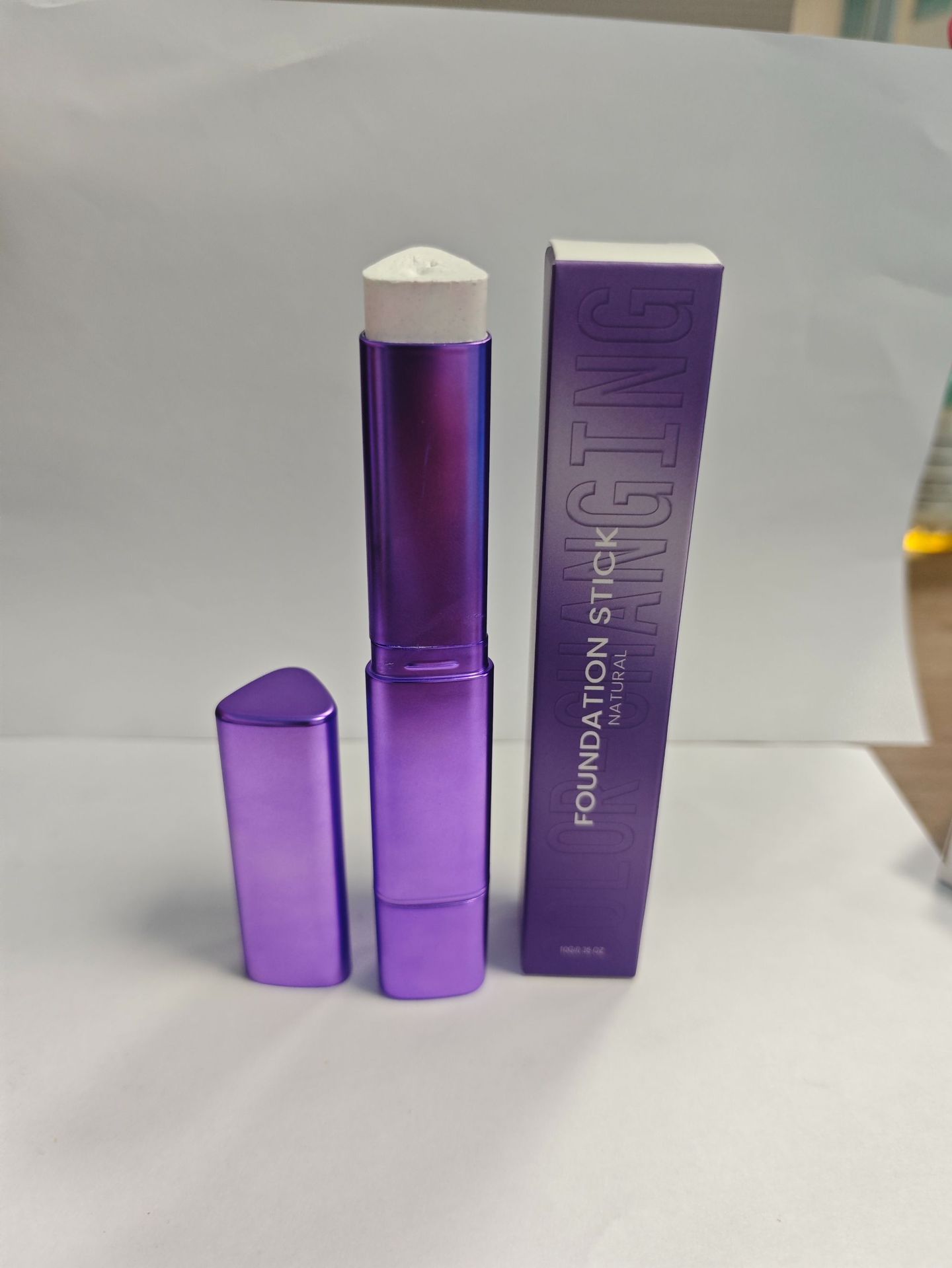 Hydrating, skin-hugging, lightweight matte-finish concealer foundation stick