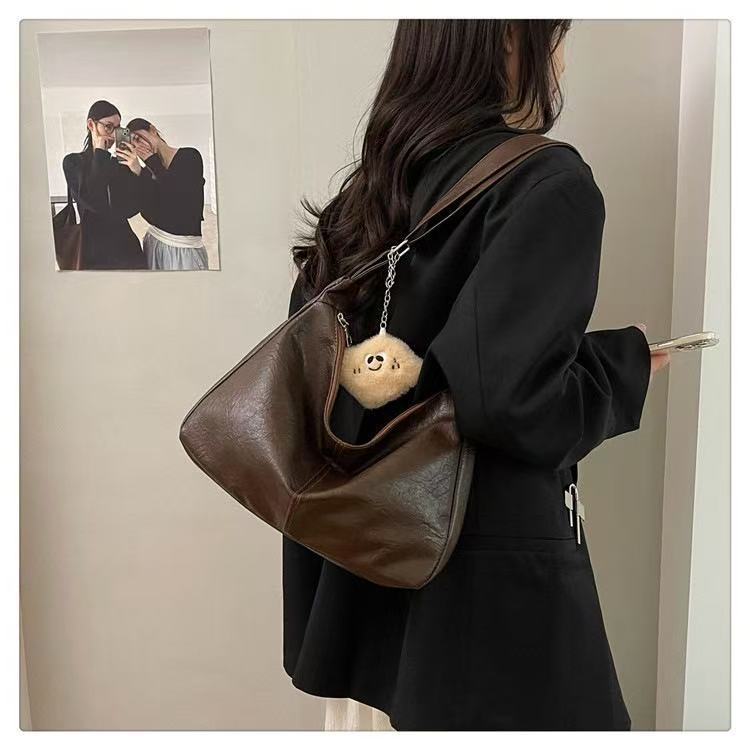 Women's Large Capacity Soft PU Leather Tote Bag Versatile Commuting Shoulder Handbag