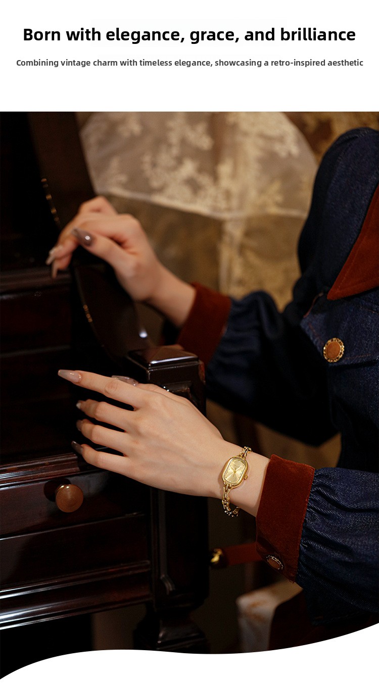 Lady Oval Dial Quartz Bracelet Watch
